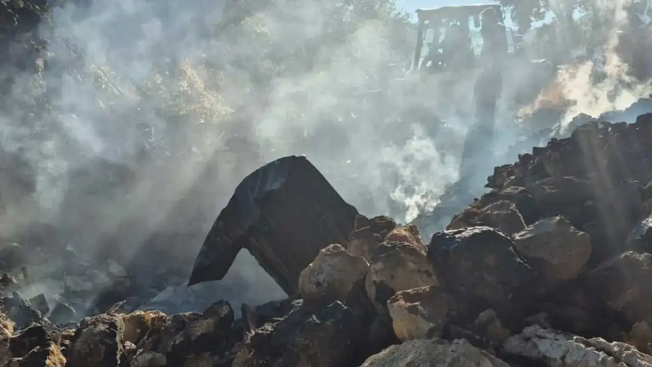 Adana’da Ev Yangını Söndü Ama Endişe Bitmedi: Kayıp Kadın Aranıyor! 1